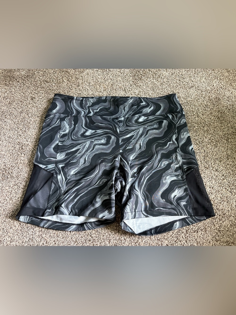 PINK Active Bike Shorts in size XL